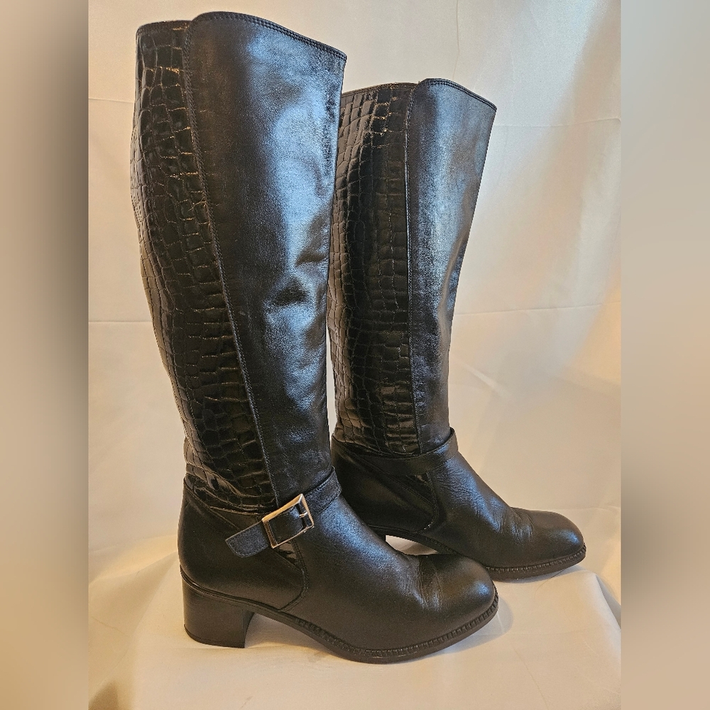 Sudini Black Leather Croc-Embossed Knee High Boots – Size 9.5B